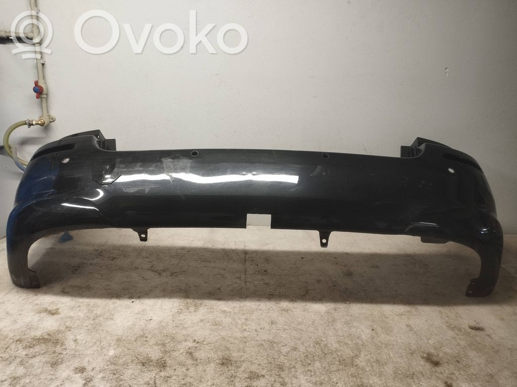 Toyota Corolla Verso AR10 Parachoques 