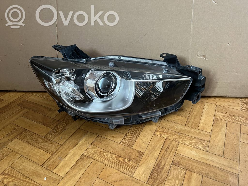 Mazda CX-5 Lampa przednia 