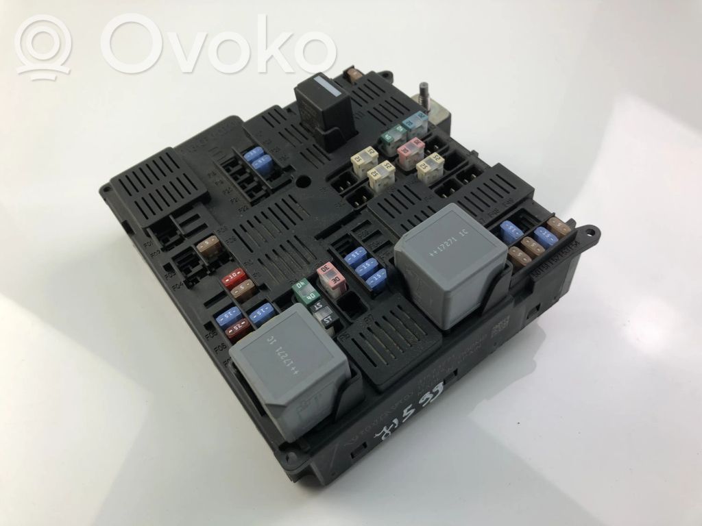 Volvo XC90 Juego de caja de fusibles 