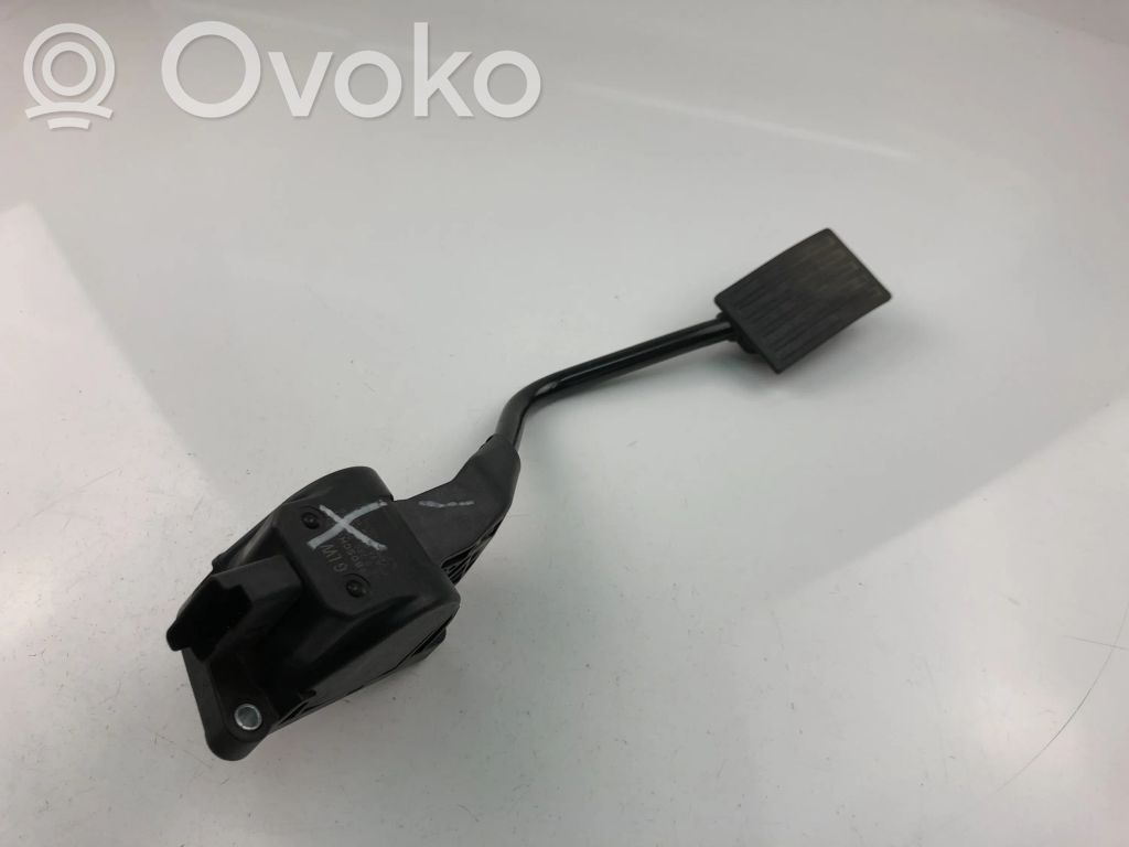 Renault Laguna III Mocowanie pedału gazu / przyspieszenia 