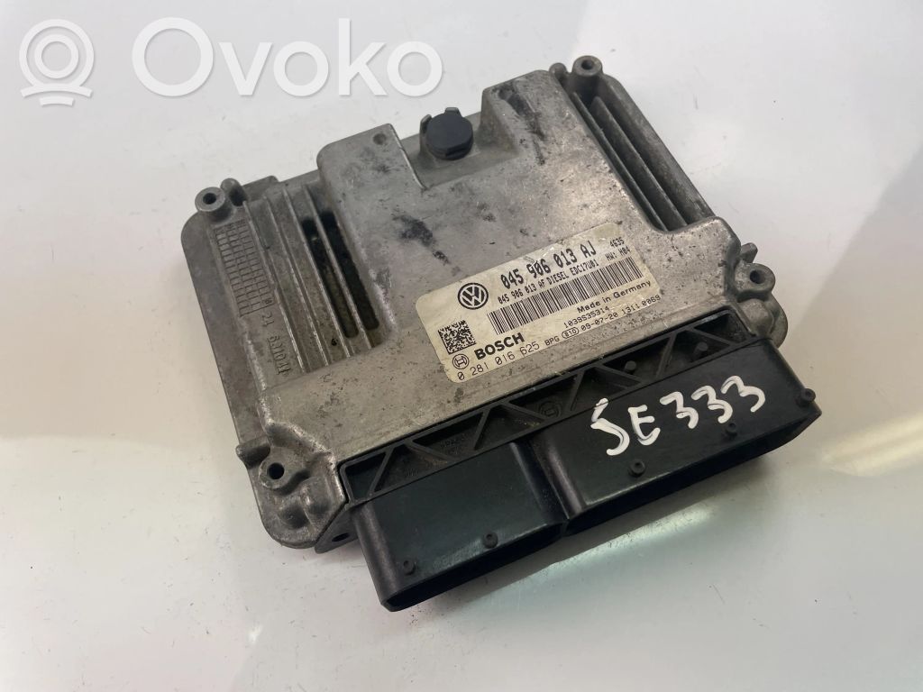 Skoda Fabia Mk2 (5J) Engine control unit/module ECU 