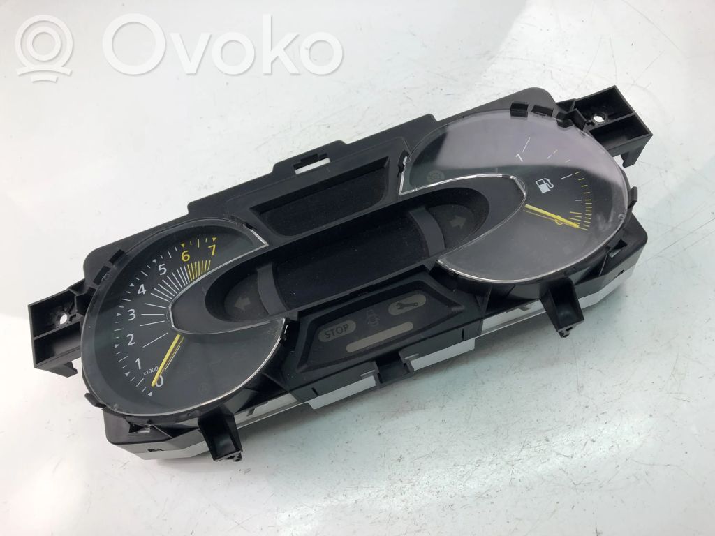 Renault Captur Speedometer (instrument cluster) 