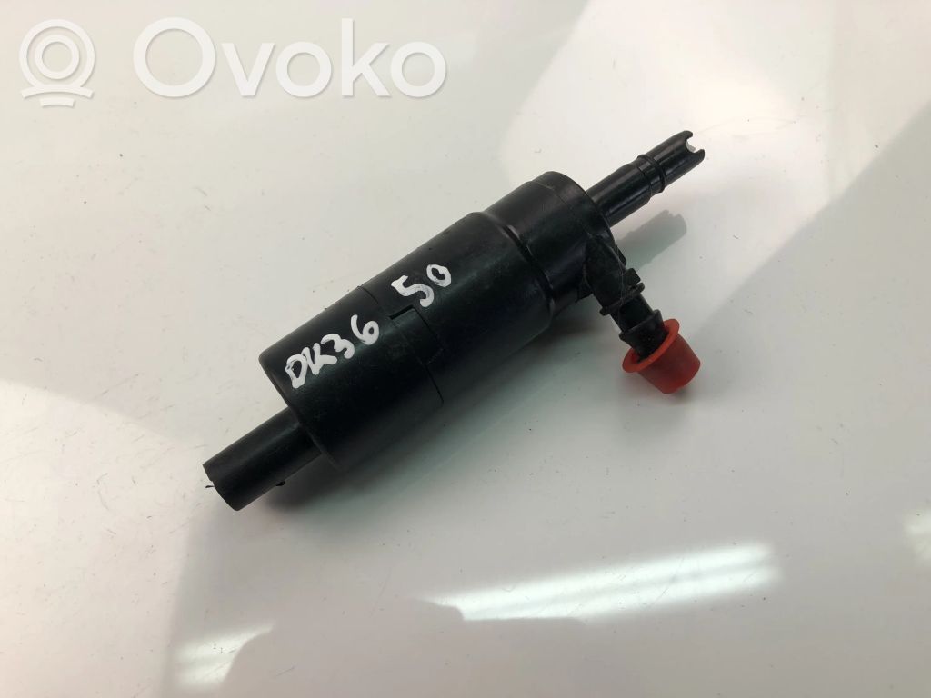 BMW 3 E90 E91 Windscreen/windshield washer pump 