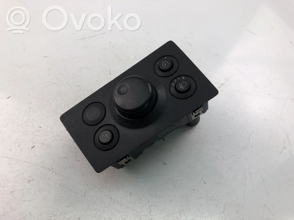 Opel Zafira B Light switch 