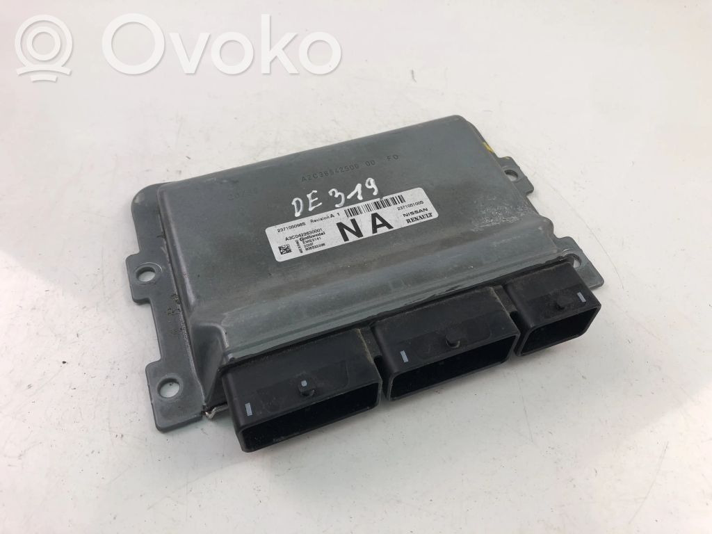 Dacia Sandero Engine control unit/module ECU 