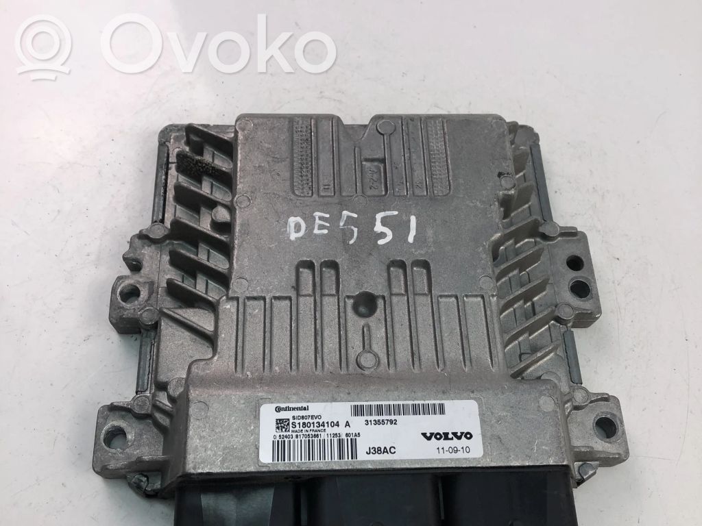 Volvo V70 Engine control unit/module ECU 