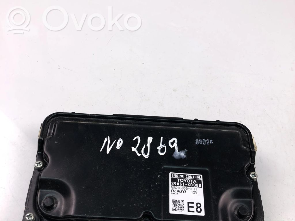 Toyota Yaris XP210 Unité de commande, module ECU de moteur 