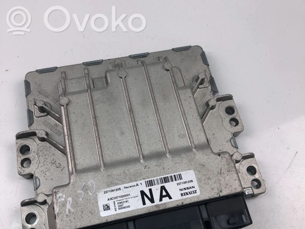 Dacia Sandero Engine control unit/module ECU 