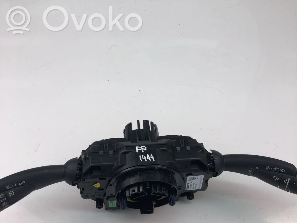 Volvo XC40 Manetka / Przełącznik kierunkowskazów 