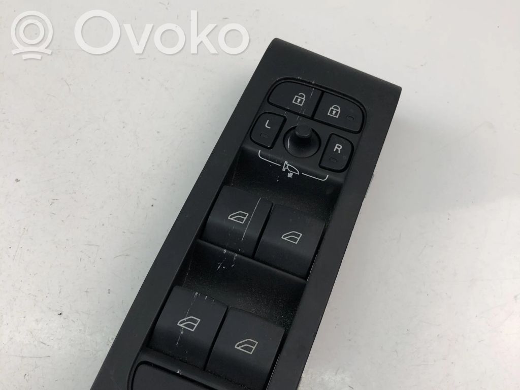 Electric window control switch   32256757