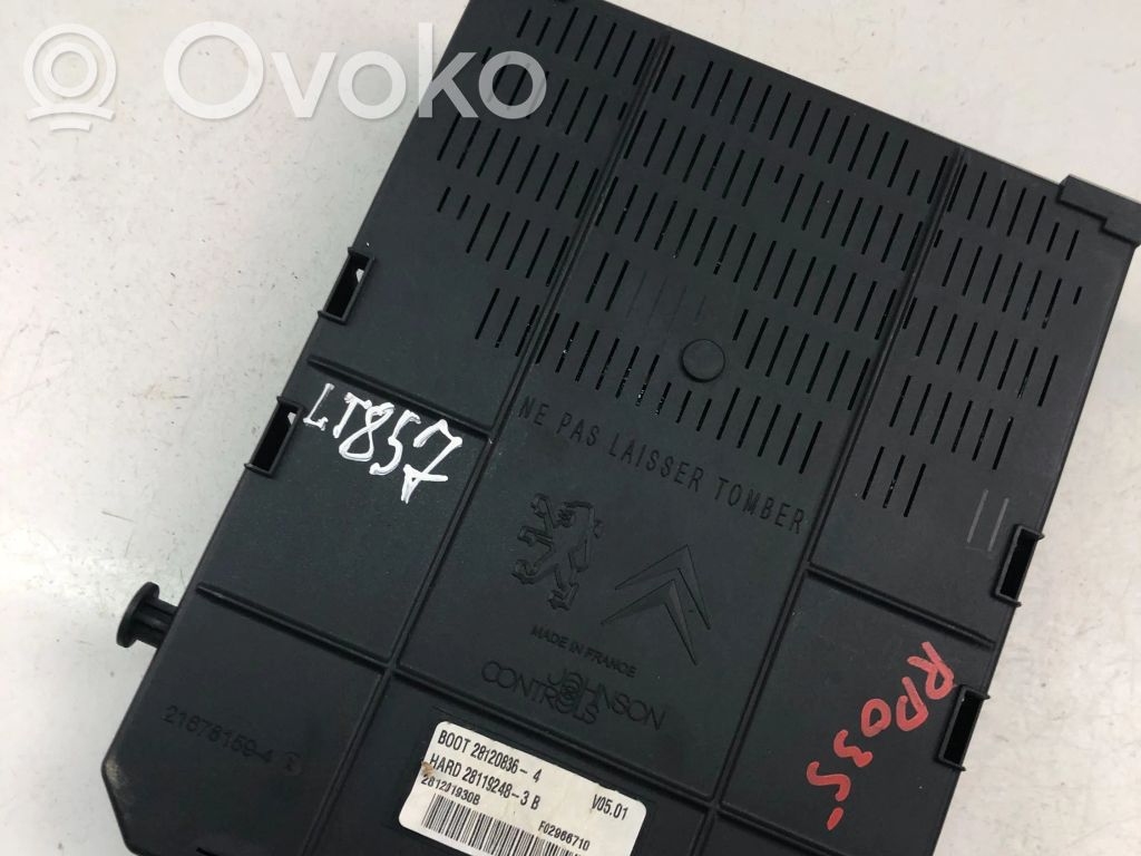 Peugeot 407 Fuse module 