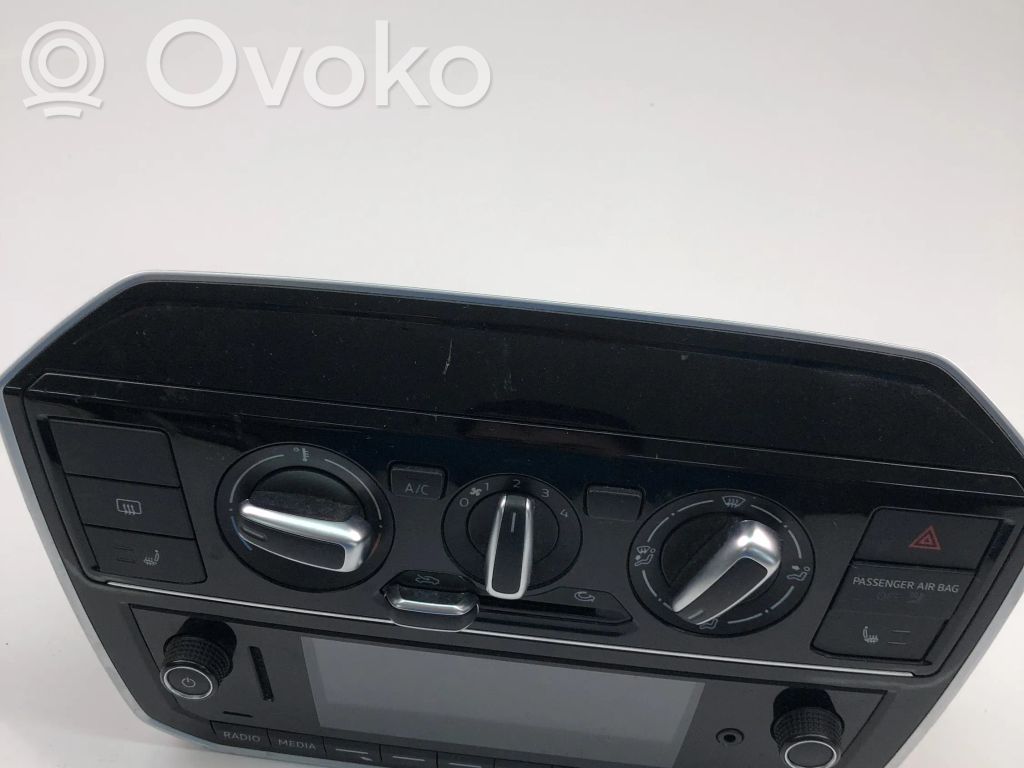 Volkswagen Up Panel / Radioodtwarzacz CD/DVD/GPS 