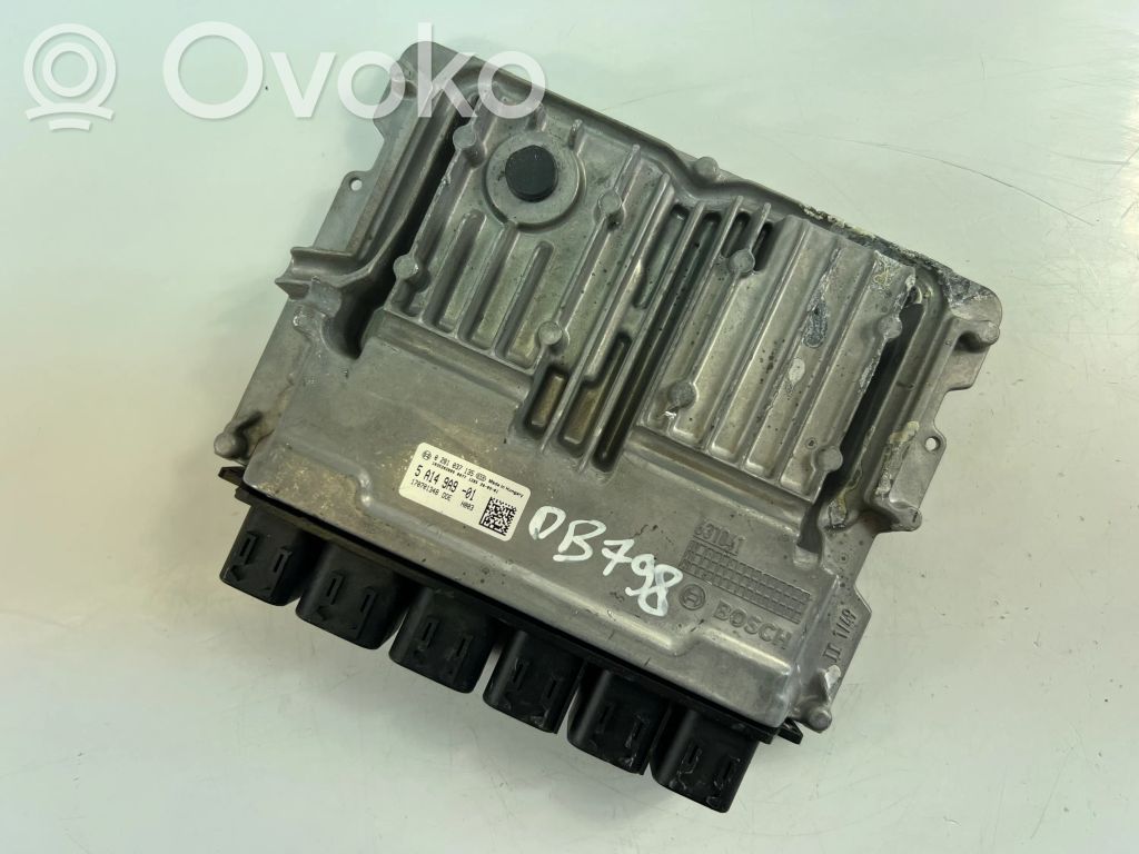 BMW 1 F40 Engine control unit/module ECU 