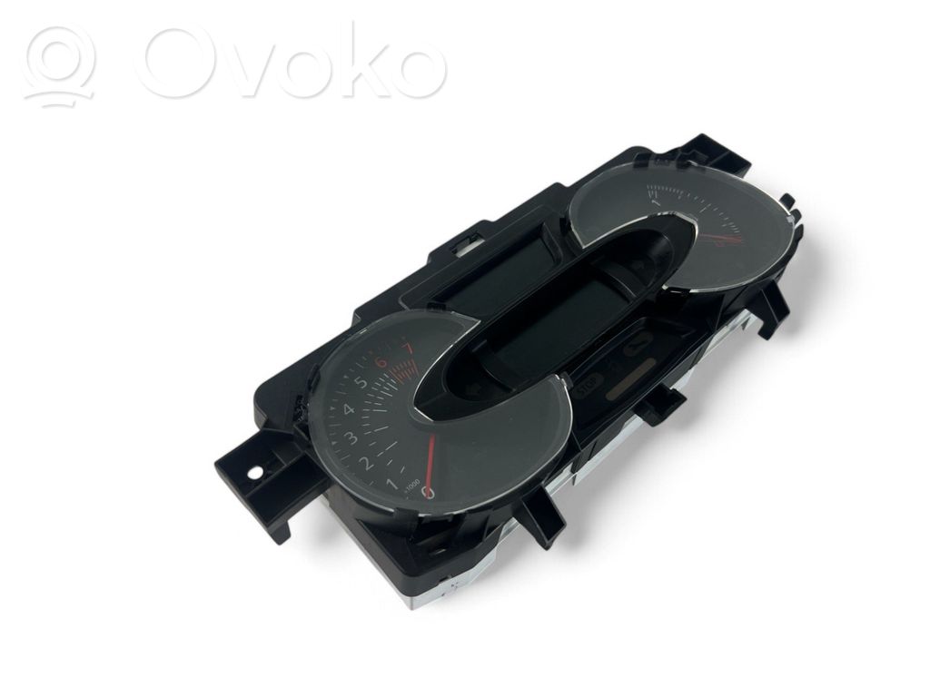 Renault Captur Speedometer (instrument cluster) 