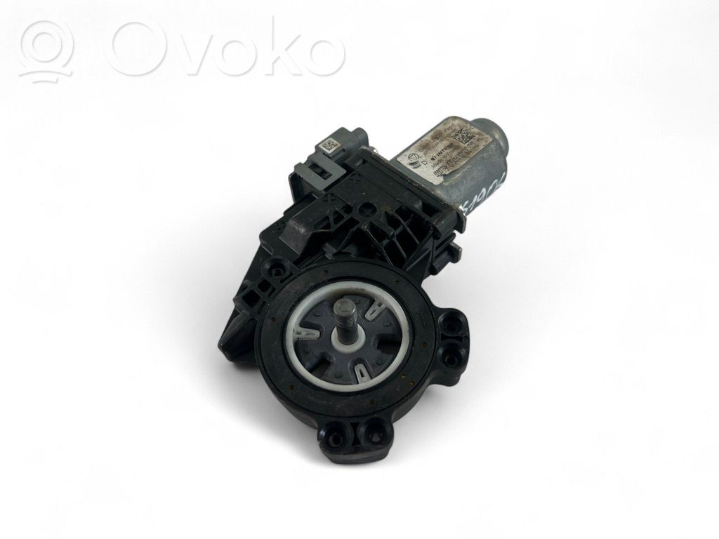 Electric window control switch   402279K