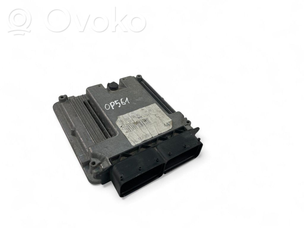 Audi A4 S4 B9 8W Engine control unit/module ECU 