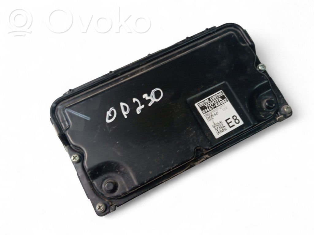 Toyota Yaris XP210 Engine control unit/module 