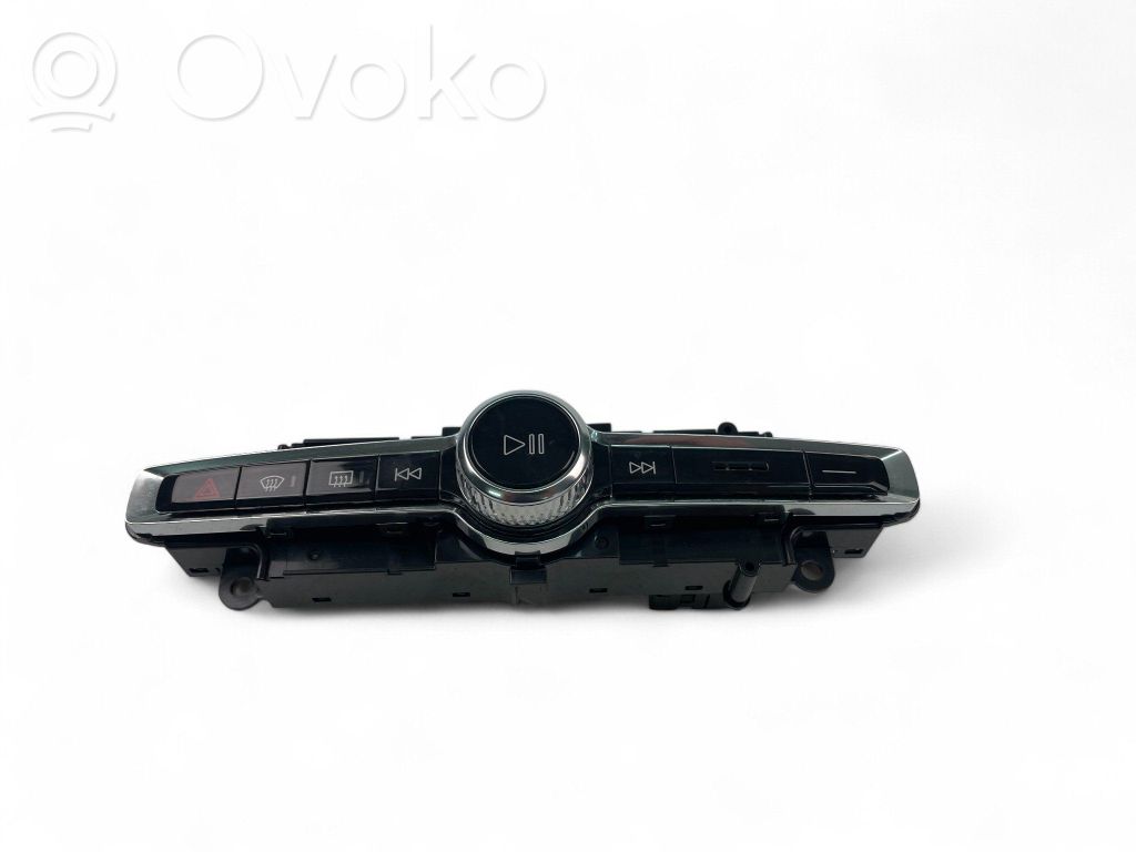 Volvo XC40 Sound control switch 