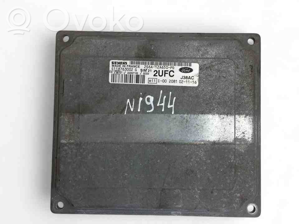 Ford Fiesta Engine control unit/module ECU 