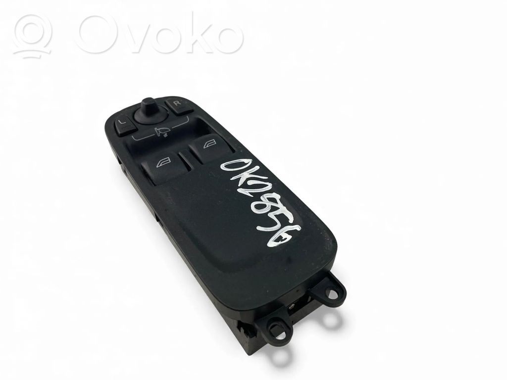 Volvo C30 Electric window control switch 