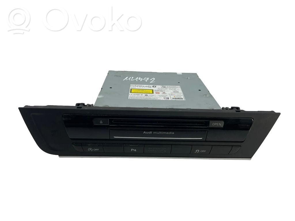 Audi A5 Sportback 8TA Panel / Radioodtwarzacz CD/DVD/GPS 