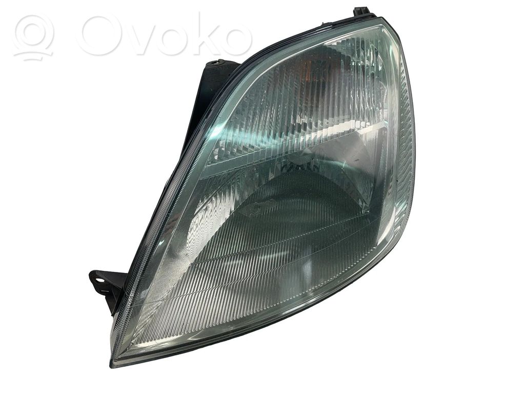 Ford Fiesta Headlight/headlamp 