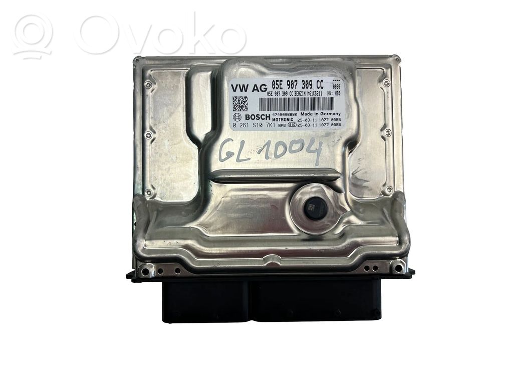 Volkswagen Golf VIII Engine control unit/module 