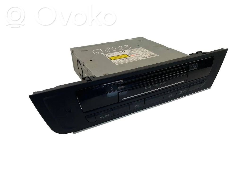 Audi A5 8T 8F Panel / Radioodtwarzacz CD/DVD/GPS 