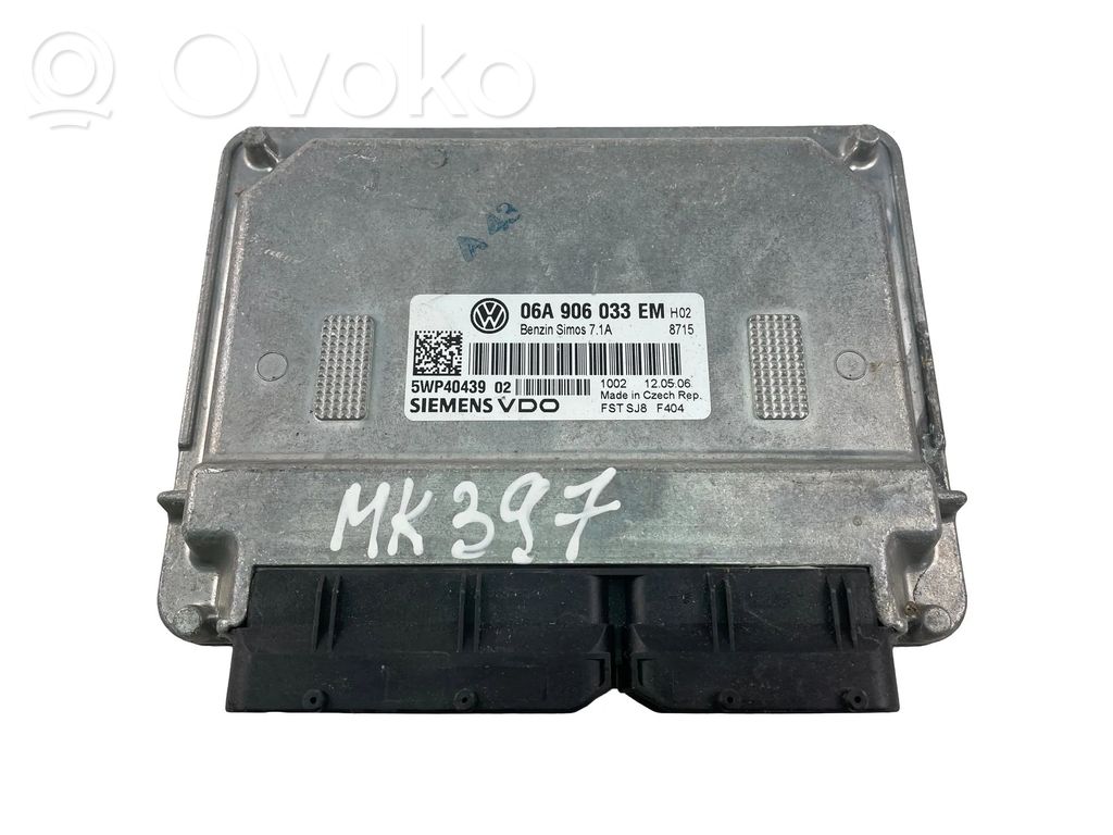 Volkswagen Golf V Unitate control motor/modul ECU 