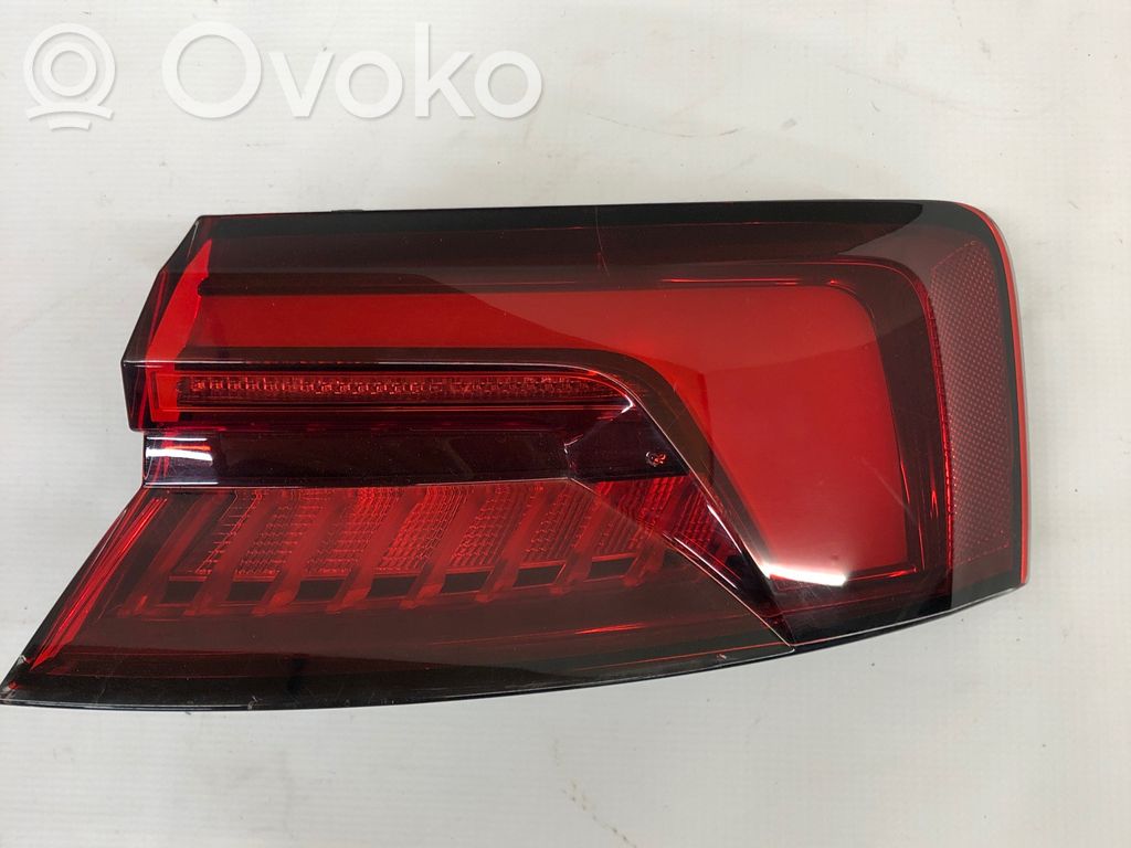 Audi A5 Luci posteriori 
