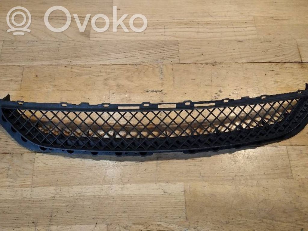 BMW 3 E46 Front bumper lower grill 
