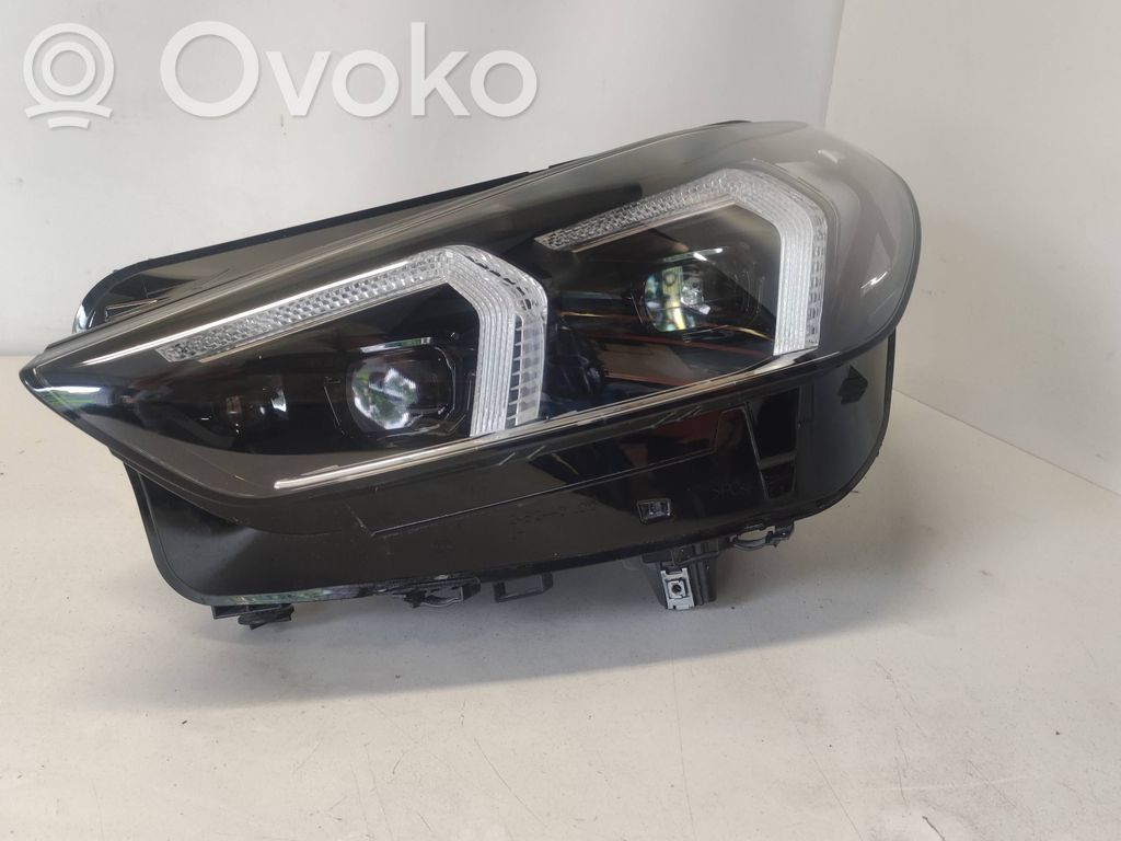 BMW X1 U11 Scheinwerfer 
