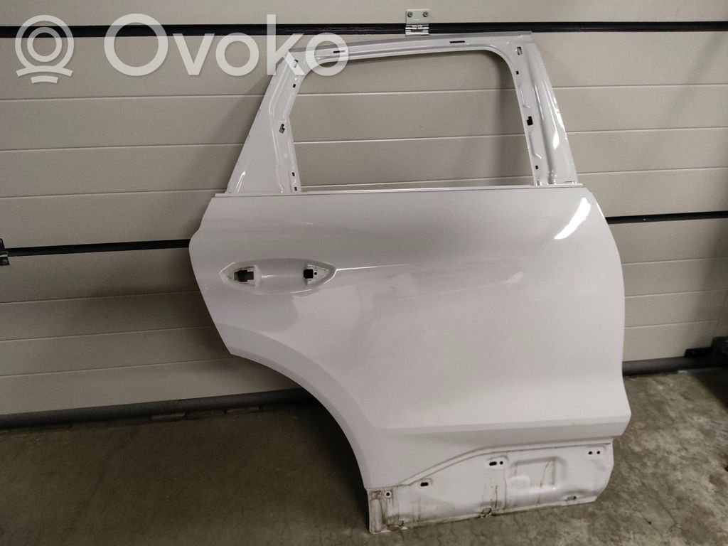 Audi Q4 Sportback e-tron Takaovi 