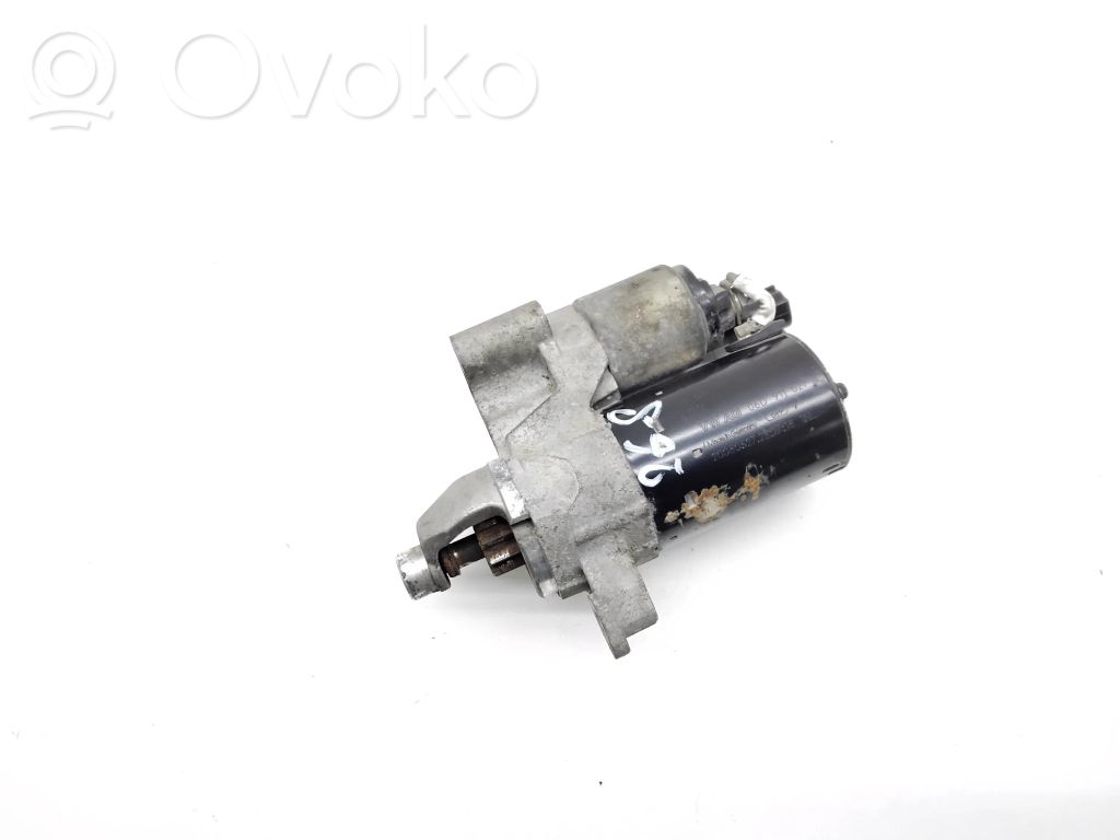 Audi A4 S4 B8 8K Starteris 