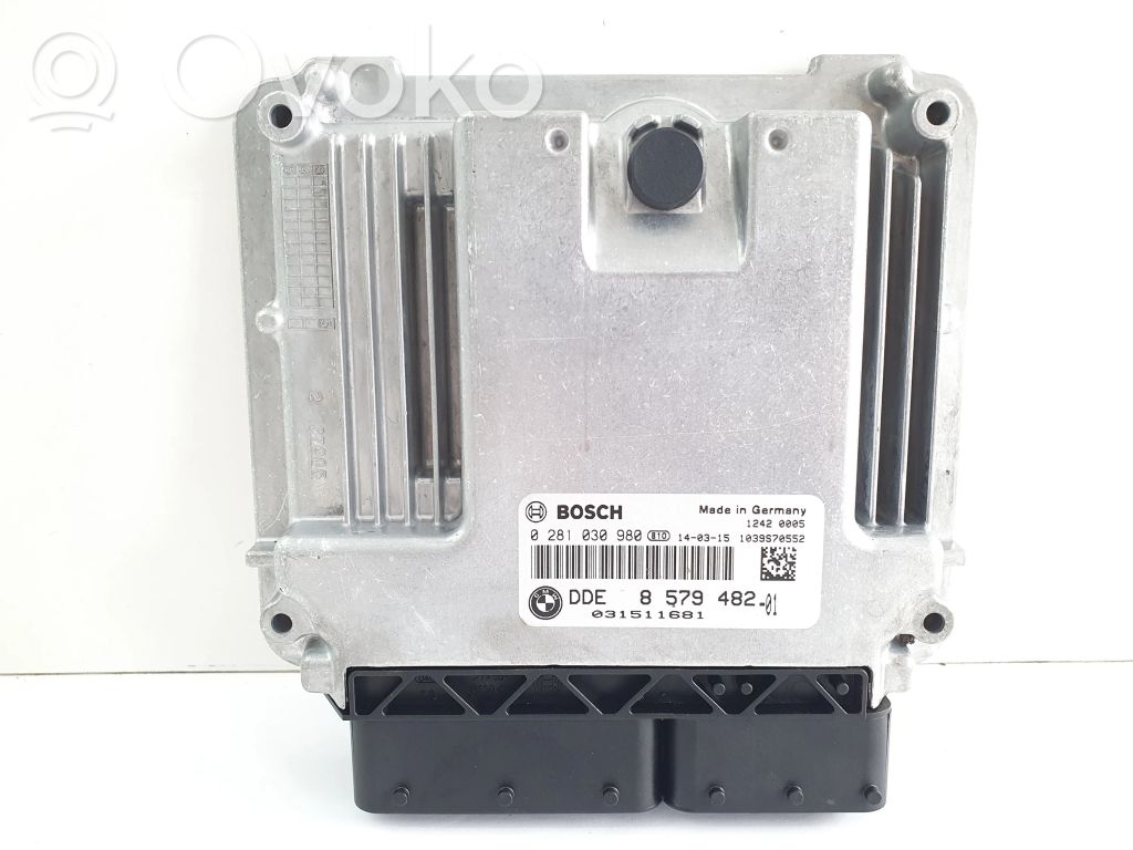 BMW 1 F20 F21 Engine control unit/module 