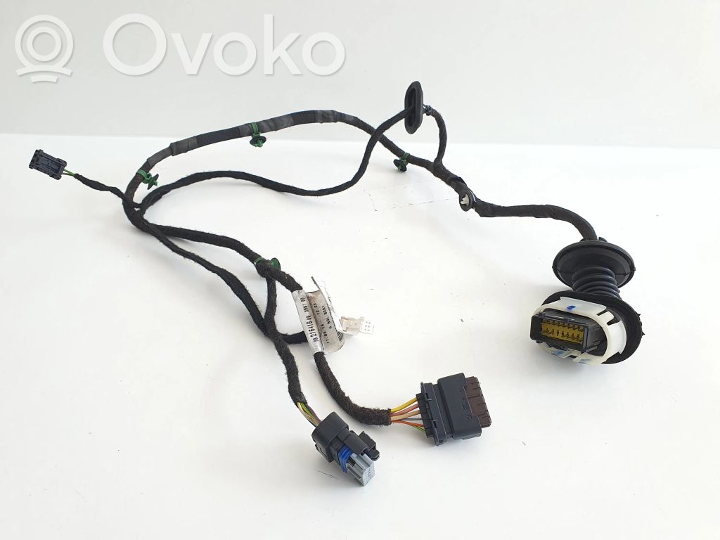 Peugeot 208 I Cableado de puerta trasera 