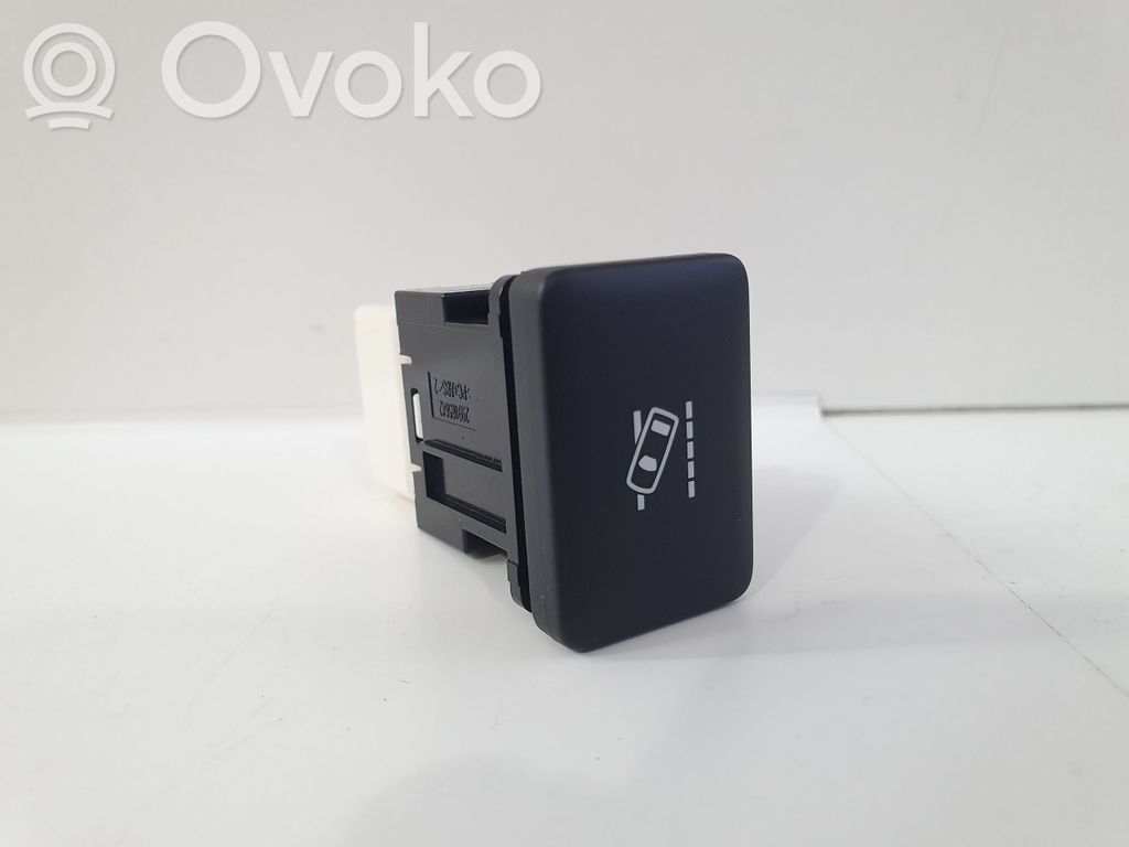 Mitsubishi Eclipse Cross Autres commutateurs / boutons / leviers 