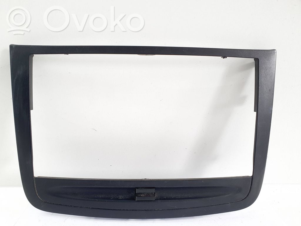 Mercedes-Benz Vito Viano W639 Konsola środkowa / Radio / GPS 