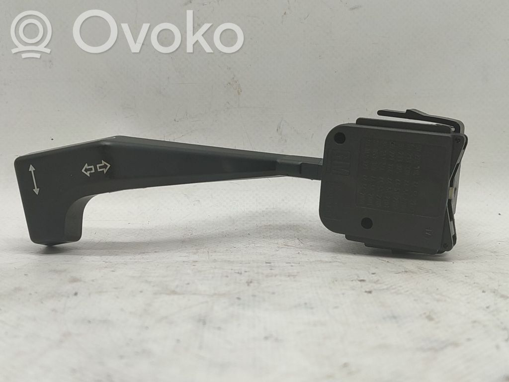 Opel Corsa A Manetka / Przełącznik kierunkowskazów 