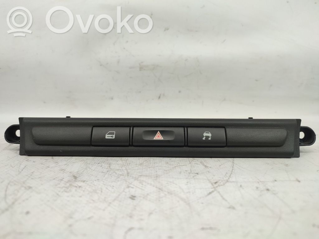 Jaguar S-Type Hazard light switch 