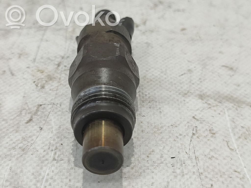 Inyector de combustible   17S42130
