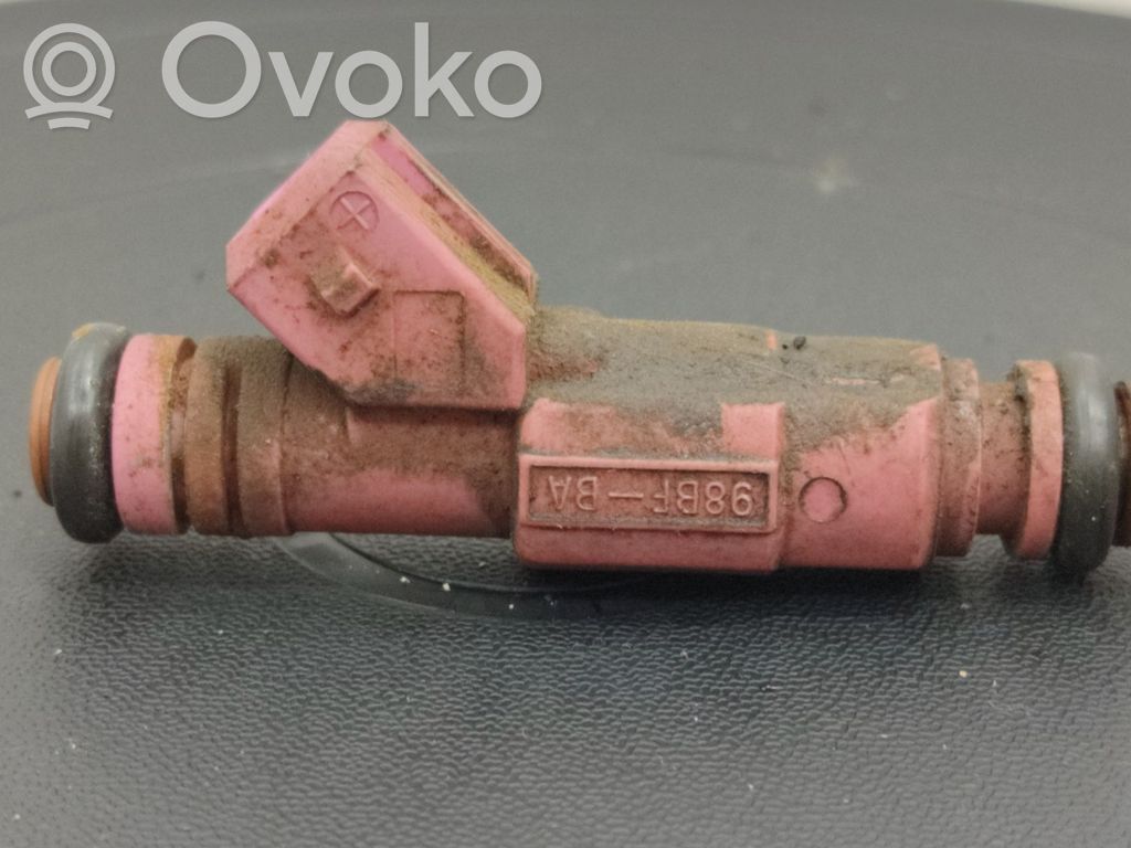 Inyector de combustible   0280155786