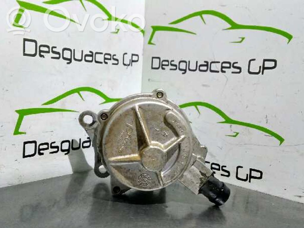 Renault Clio I Bomba de vacío 