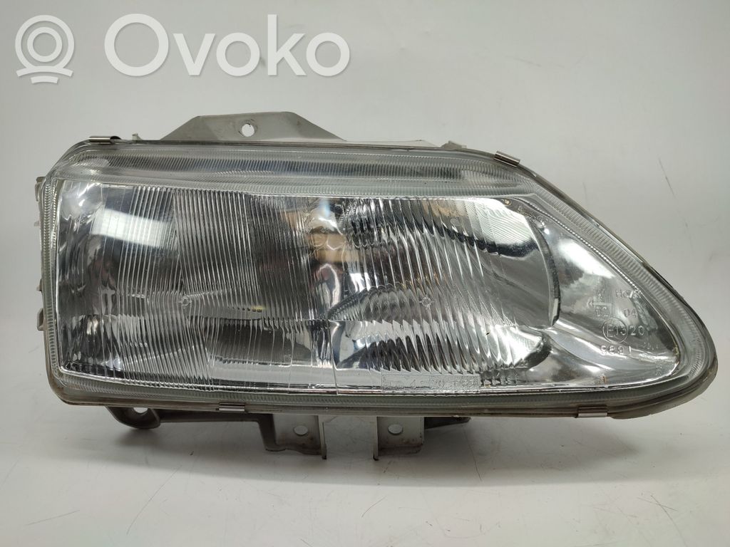 Renault Laguna I Phare frontale 