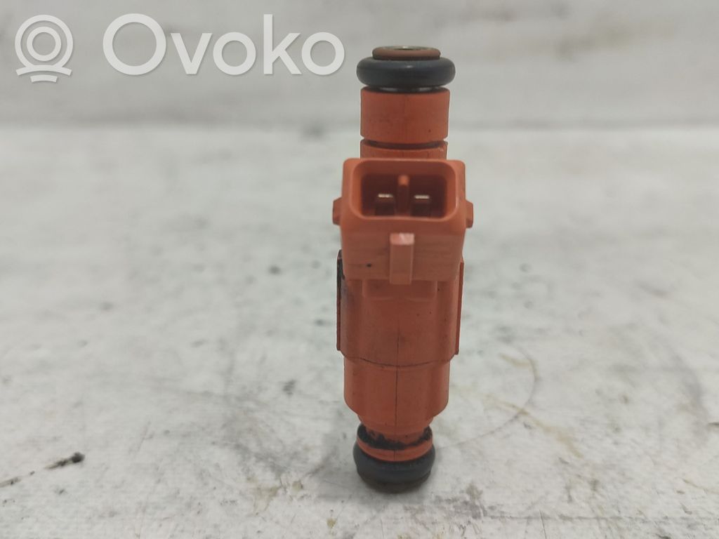 Inyector de combustible   0280155769