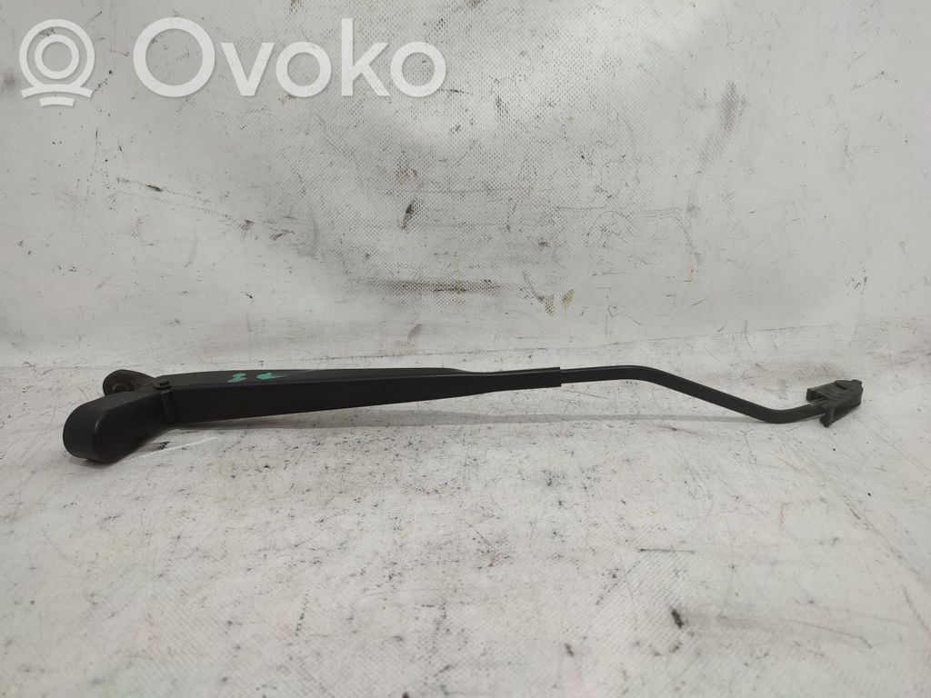 Citroen C2 Wischerarm vorne 
