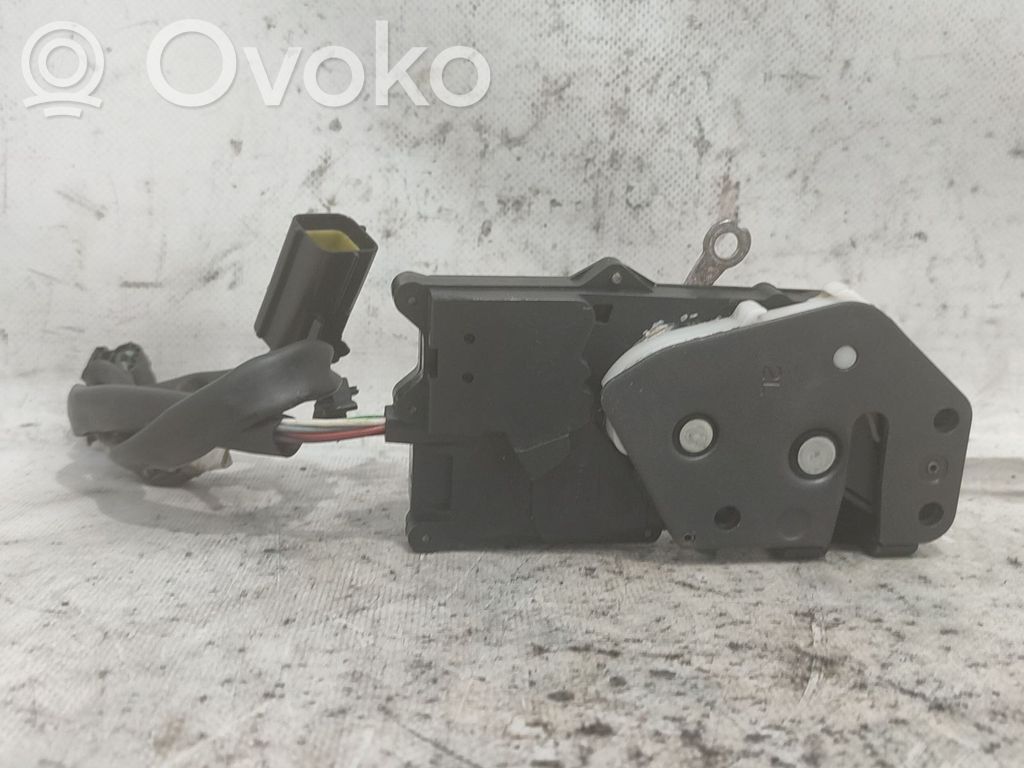 Etuoven lukko