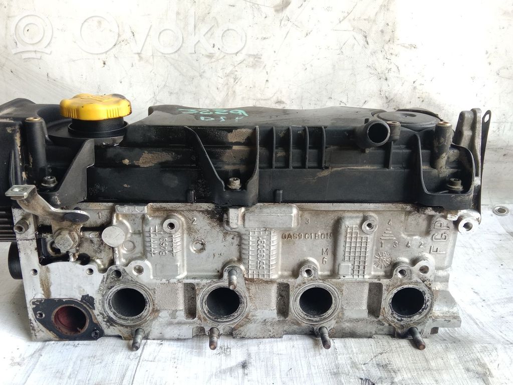 Opel Zafira B Engine head 