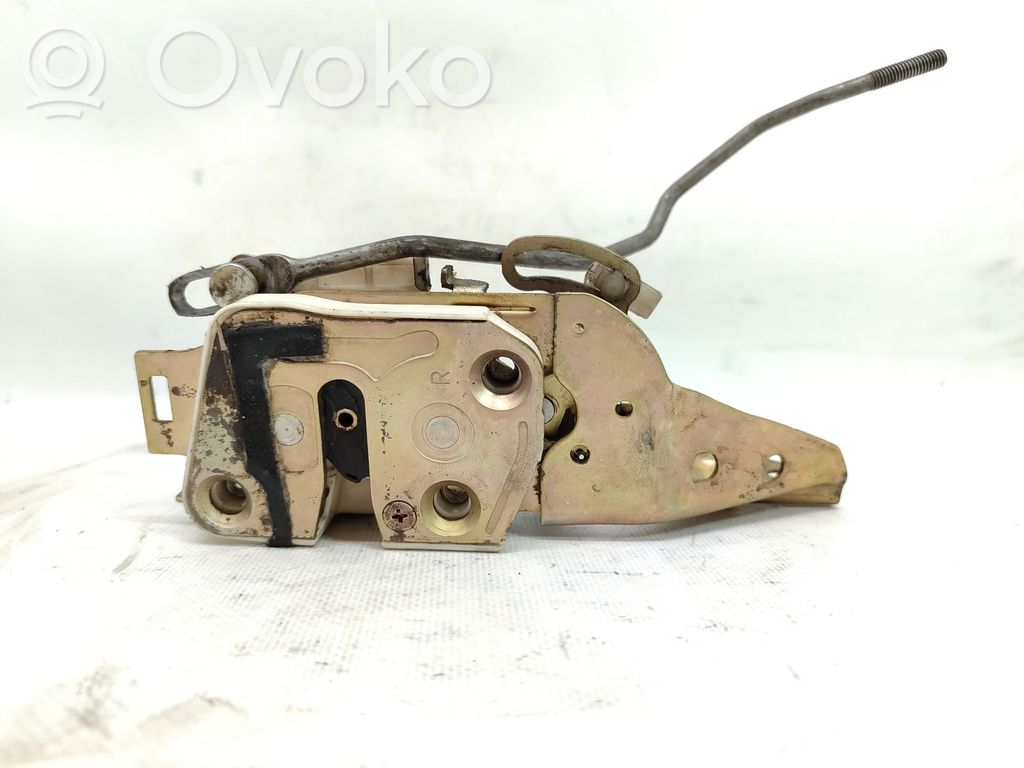 Front door lock   B25D58310D