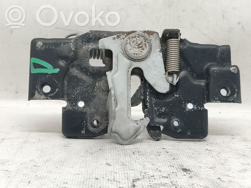 Mazda 6 Tie down hook / loop 